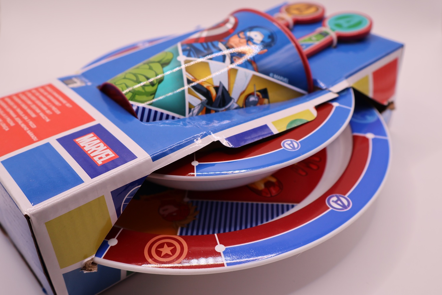 Zestaw naczyń Marvel Avengers – 5 elementów - obrazek 2
